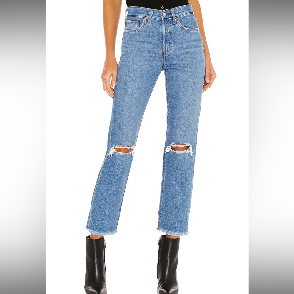 WEDGIE STRAIGHT ANKLE IN MARKET STREET
LEVI'S